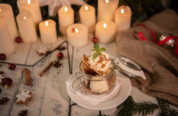 21 11 Henr Weihnachten Silvester Schulcz Lisa LQ 47 21 11 Henr Weihnachten Silvester Schulcz Lisa LQ 47