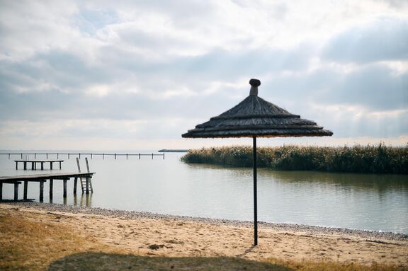 Sonnenschirm am Neuen Strand